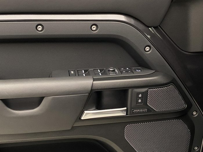 Land Rover Defender 110 P525 V8 CARPATHIAN EDITION 5.0 V8 Edition