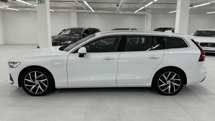 Volvo V60 T6 RECHARGE AWD REZERVACE