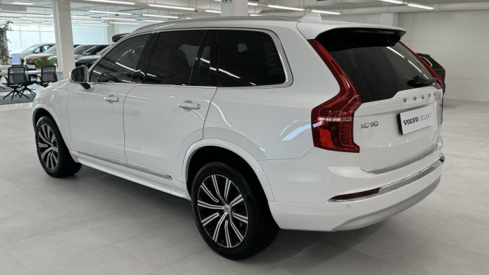 Volvo XC90 B6 AWD INSCRIPTION REZERVACE