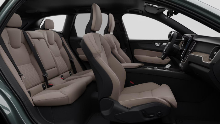 Volvo XC60 B5 AWD AUT DARK PLUS