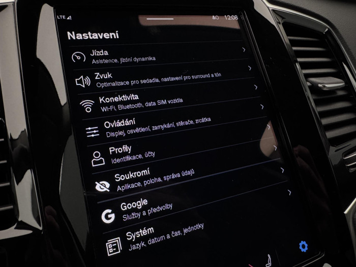 Volvo XC90 B5 AWD PLUS BRIGHT CZ 1.maj