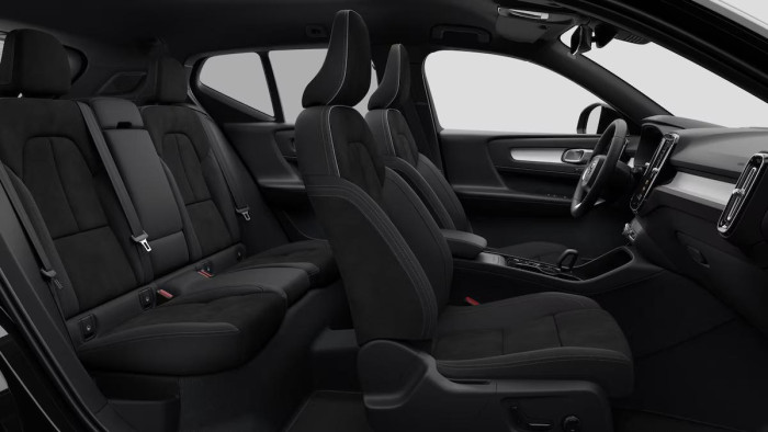 Volvo XC40 B3 BLACK EDITION PLUS AUT