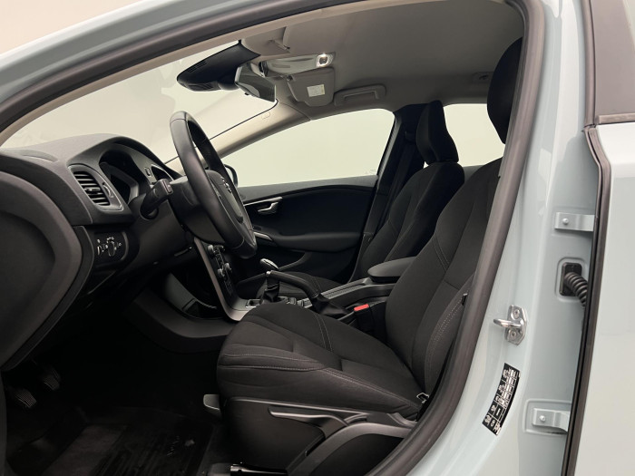 Volvo V40 CC D3 NEZ.TOPENÍ 2.0 d CC CC