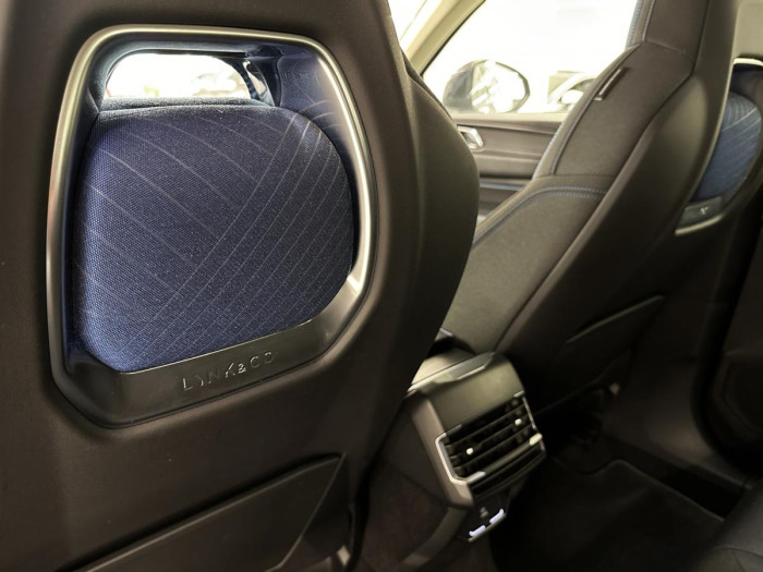 Lynk & Co 01 PHEV DCT AUT 1.maj. REZERVACE