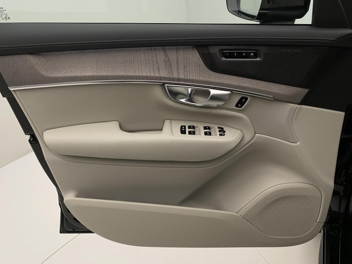 Volvo XC90 T8 AWD RECHARGE BRIGHT PLUS 7m