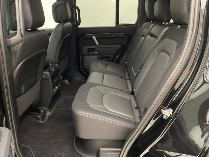 Land Rover Defender 110 P400 X-DYNAMIC HSE AWD CZ 3.0 Dynamic