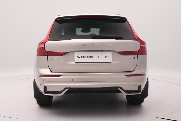 Volvo XC60 B4 AWD PLUS DARK AUT 1. maj