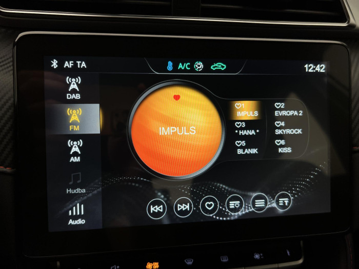 MG ZS 1.5 ESSENTIAL CZ