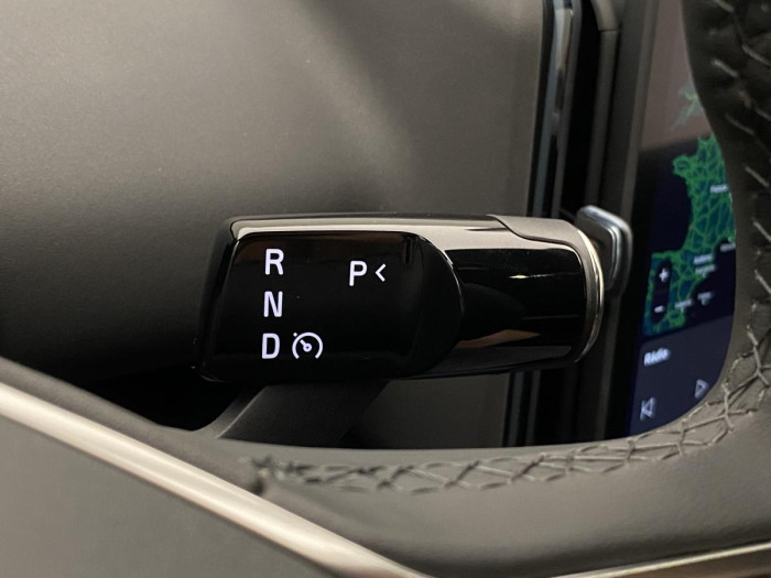 Volvo EX30 PURE ELECTRIC RECHAR. CORE RWD