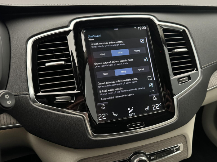 Volvo XC90 B5 AWD INSCRIPTION REZERVACE