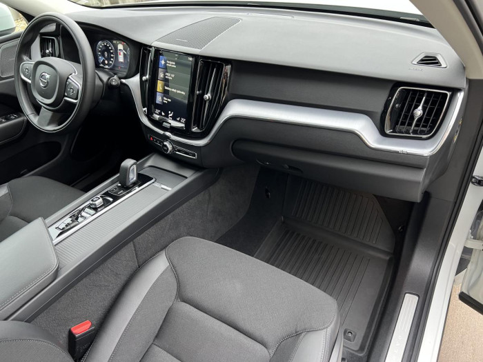 Volvo XC60 B5 MOMENTUM Aut 1.maj. 2.0 Momentum
