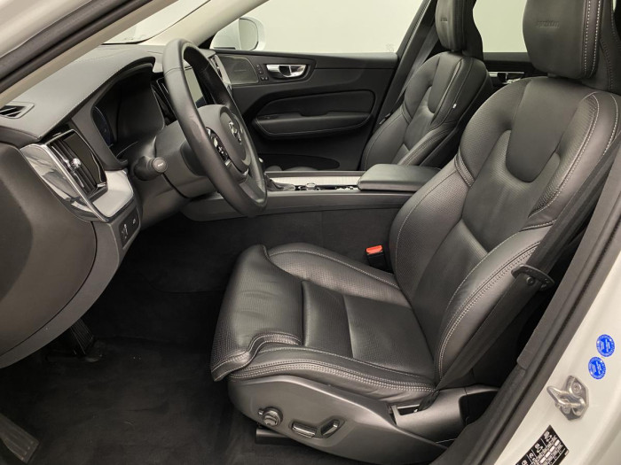 Volvo XC60 D5 AWD INSCRIPTION REZERVACE 2.0 d
