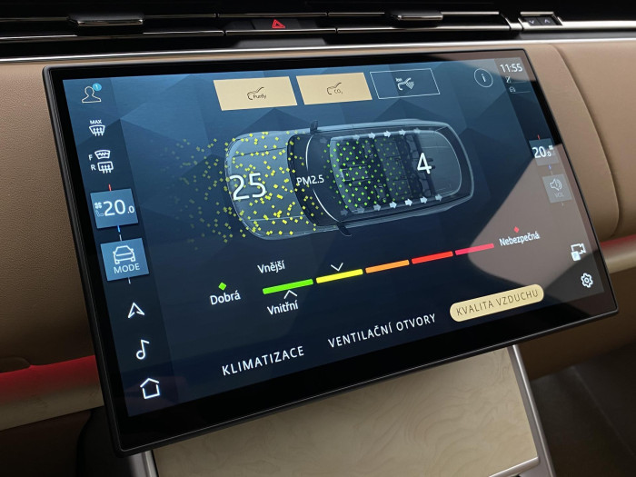 Land Rover Range Rover SV P615 SWB