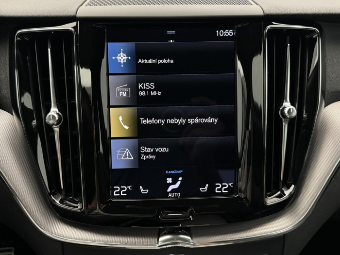 Volvo XC60 B5 AWD R-DESIGN AUT