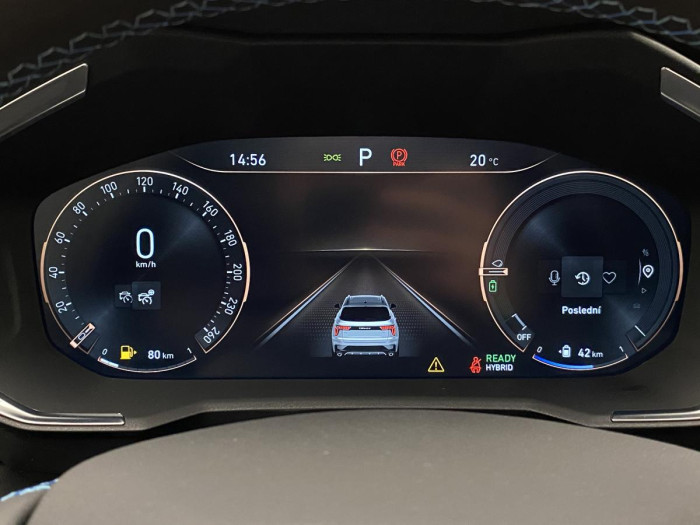 Lynk & Co 01 PHEV DCT AUT REZERVACE