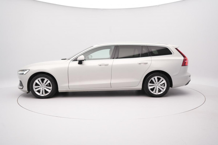 Volvo V60 D3 MOMENTUM PRO AUT REZERVACE 2.0 d Momentum