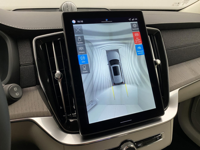 Volvo XC90 T8 AWD RECHARGE BRIGHT PLUS 7m