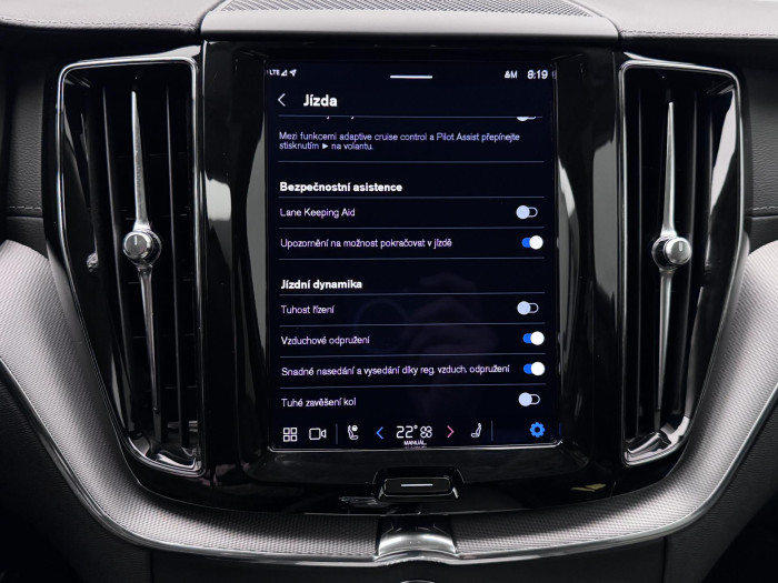 Volvo XC60 B6 AWD INSCRIPTION CZ