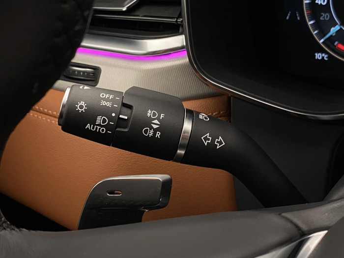 Jaguar F-Pace D300 R-DYNAMIC HSE REZERVACE 3.0 d Dynamic