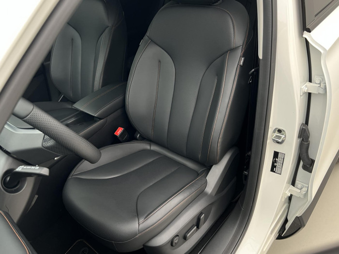 MG HS 1.5 TGI EXCLUSIVE AUT CZ 1.maj 1.5 Exclusive