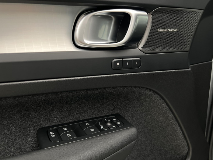 Volvo XC40 B3 AUT BLACK EDITION PLUS