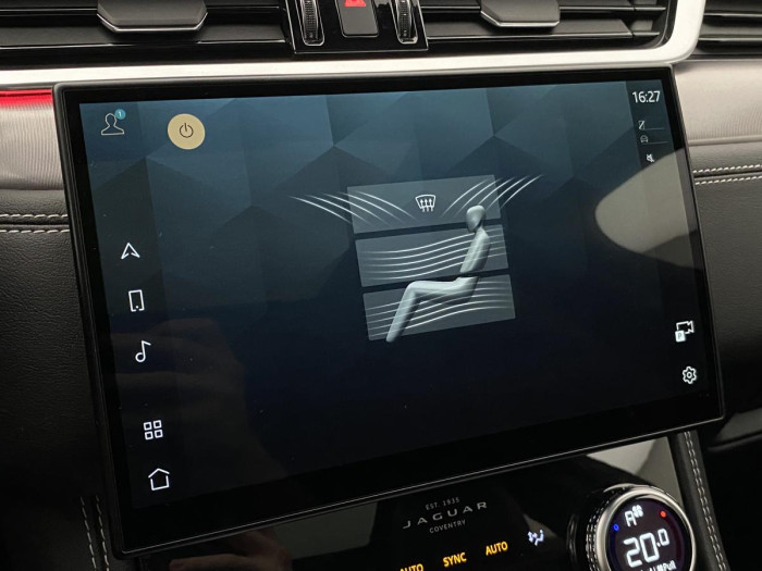 Jaguar F-Pace P400e R-DYNAMIC SE REZERVACE 2.0 Dynamic SE