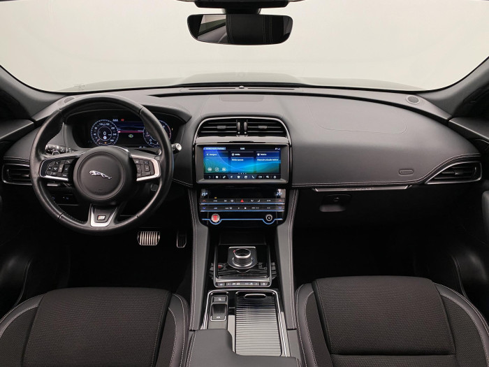 Jaguar F-Pace 25d R-SPORT AWD AUT CZ 2.0 d Sport
