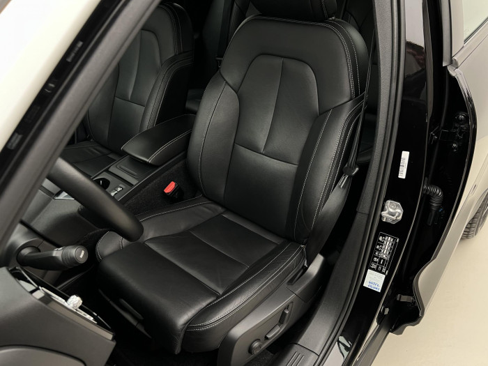 Volvo XC40 D4 AWD MOMENTUM AUT 2.0 d Momentum
