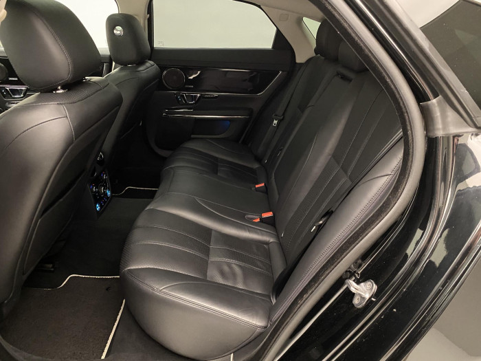 Jaguar XJ 3.0 V6D AUT 3.0 d