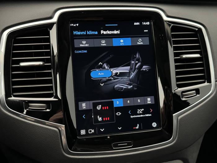Volvo XC90 B5 AWD PLUS BRIGHT REZERVACE