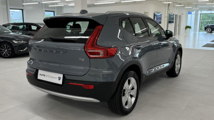 Volvo XC40 T2 MOMENTUM ADVANCED REZERVACE 1.5 Momentum