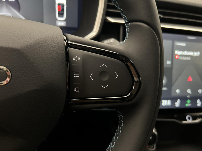 Lynk & Co 01 PHEV DCT AUT 1.maj.