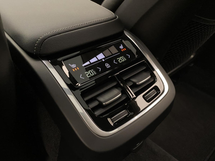 Volvo S60 B5 AWD AUT DARK ULTIMATE