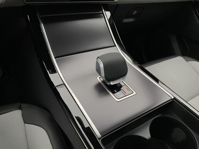 Land Rover Range Rover Velar D300 DYNAMIC SE AUT AWD 3.0 d Dynamic SE