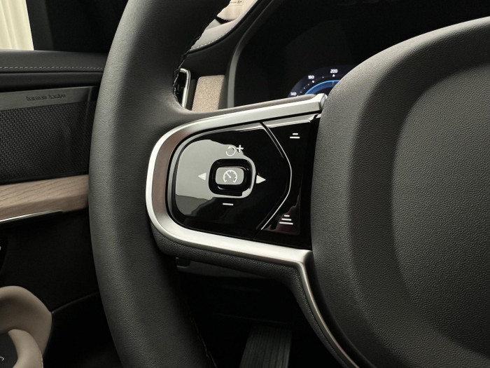 Volvo XC90 T8 AWD AUT RECHARGE DARK PLUS