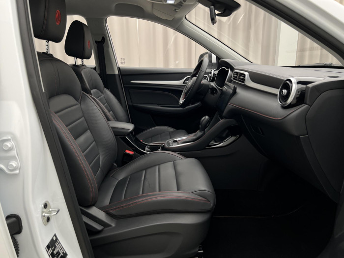 MG ZS 1.0T EXCLUSIVE AUT CZ 1.maj. 1.0 Exclusive