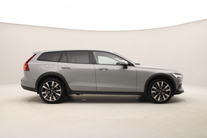 Volvo V60 CC B5 AWD PLUS AUT 1.maj