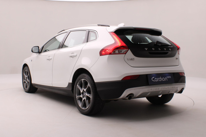 Volvo V40 CC D3 MOMENTUM OCEAN RACE 2.0 d CC CC Momentum