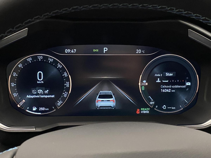 Lynk & Co 01 PHEV DCT AUT REZERVACE