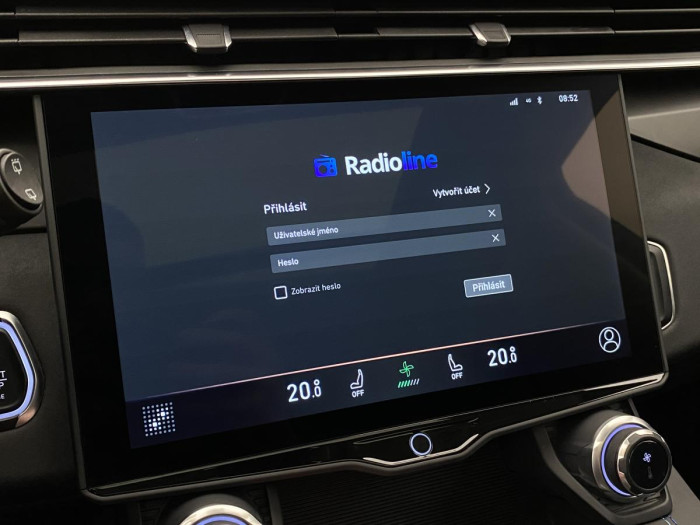 Lynk & Co 01 PHEV DCT AUT 1.maj. REZERVACE