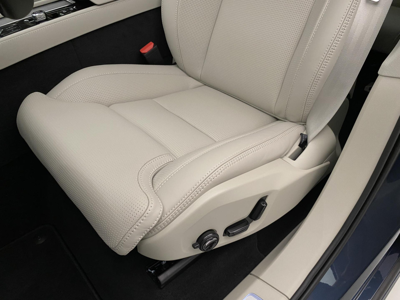 Volvo XC90 T8 AWD RECHARGE BRIGHT PLUS 7m