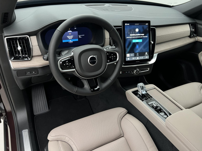 Volvo XC90 T8 AWD RECHARGE DARK PLUS AUT