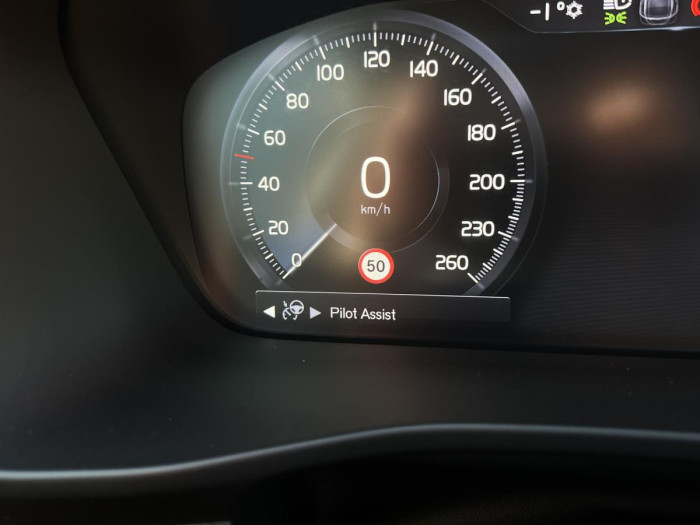 Volvo XC40 B4 MOMENTUM Aut 1.maj. 2.0 Momentum