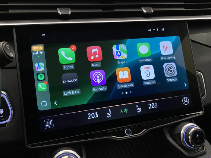 Lynk & Co 01 HEV DCT AUT 1.maj