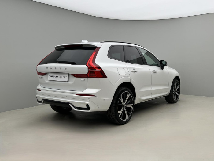 Volvo XC60 T8 AWD DARK ULTIMATE Aut 1.maj