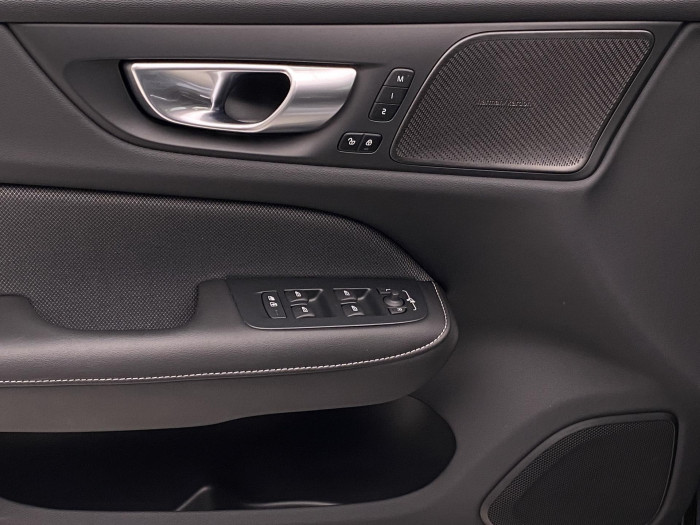 Volvo S60 B5 AWD ULTIMATE DARK AUT