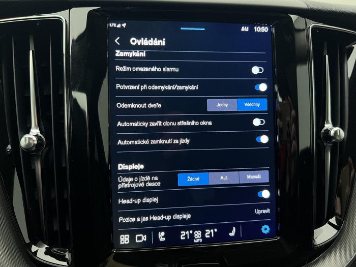 Volvo XC60 T6 AWD RECHARGE PLUS DARK AUT