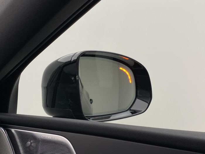 Volvo XC60 B5 AWD BLACK EDITION ULTRA 2.0 Edition