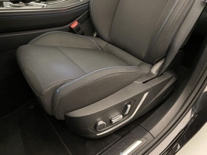 Lynk & Co 01 PHEV DCT AUT 1.maj