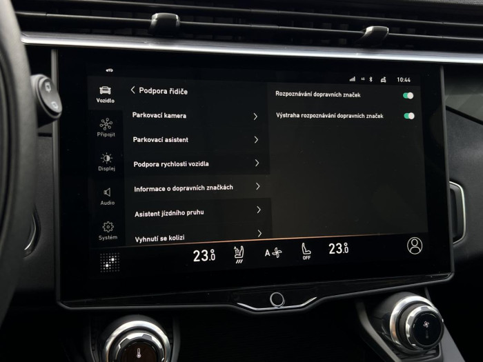 Lynk & Co 01 PHEV DCT Aut 1.maj.